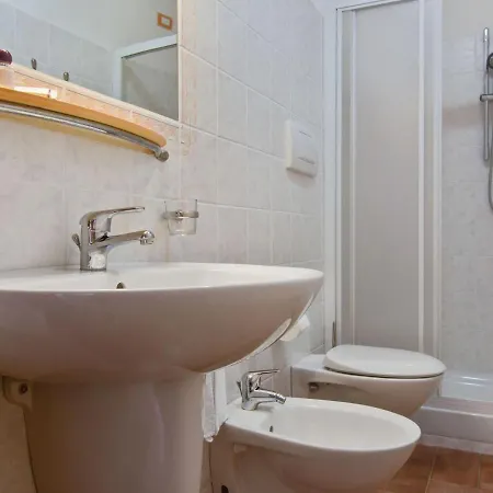 Σπίτι διακοπών Scenic Holiday In With Pool *