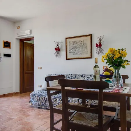 Σπίτι διακοπών Scenic Holiday In With Pool